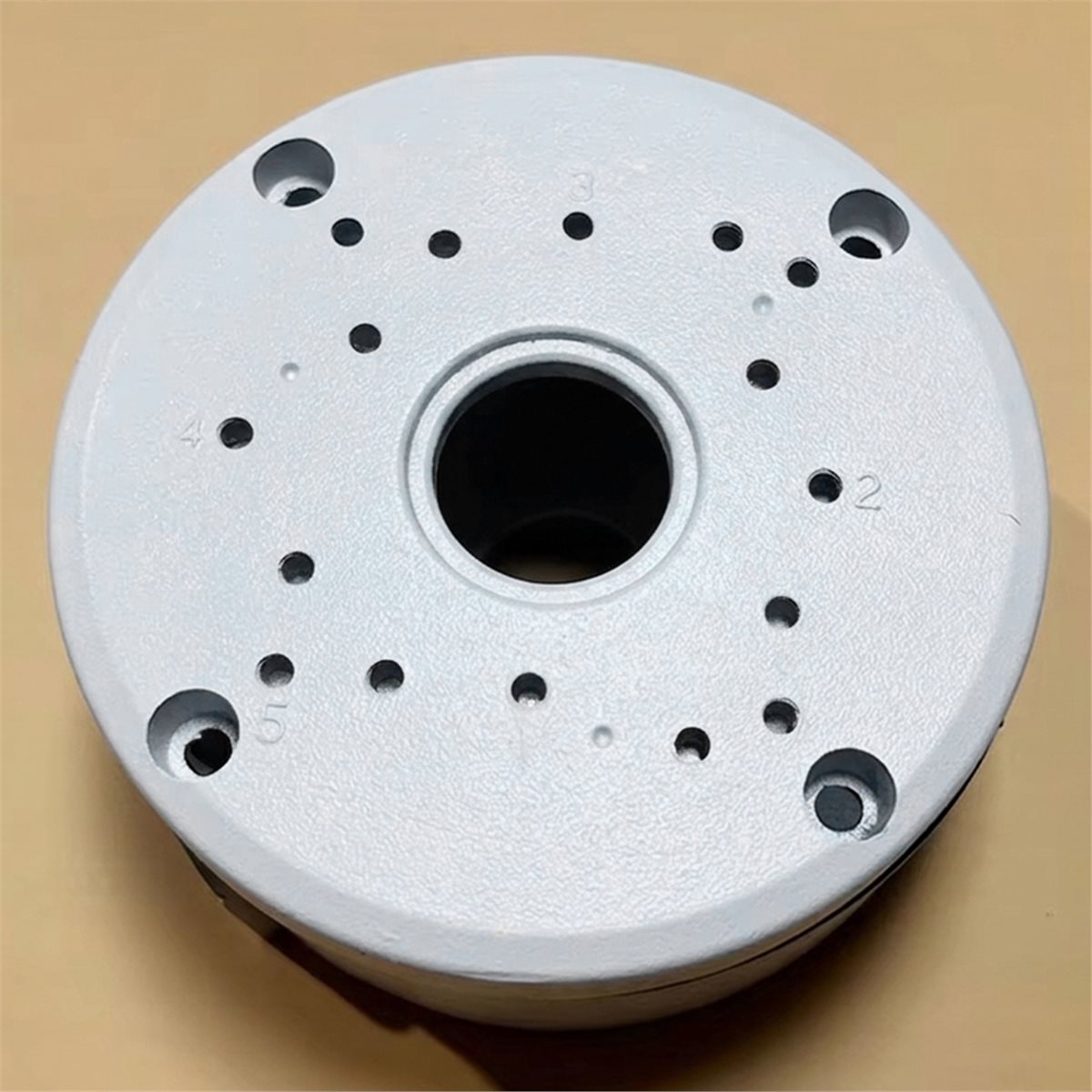 Soporte de Montaje Universal L - Outdoor Lighting Junction reseña y precio